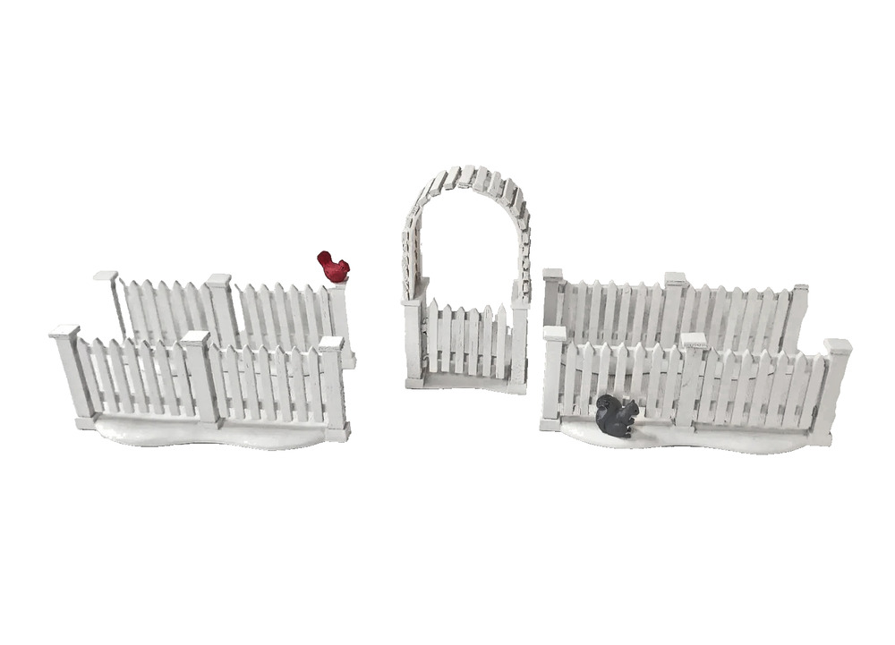 Dept 56 Village White Picket Fence with Gate Set of 5 #52624 Accessories